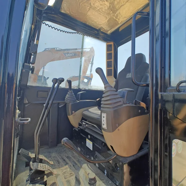 Used Cat 306e2 excavator - Image 4