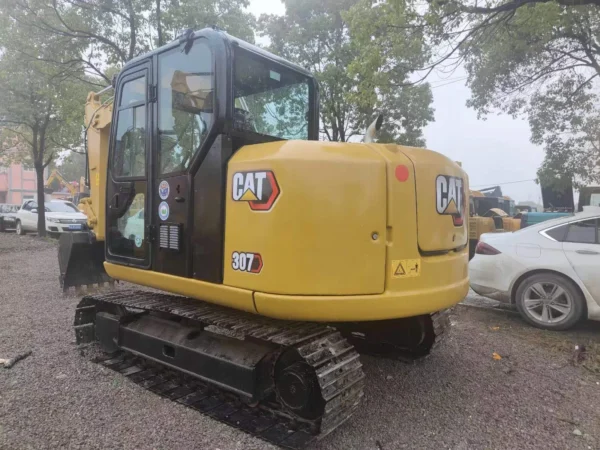 Used caterpillar 307 excavator - Image 4