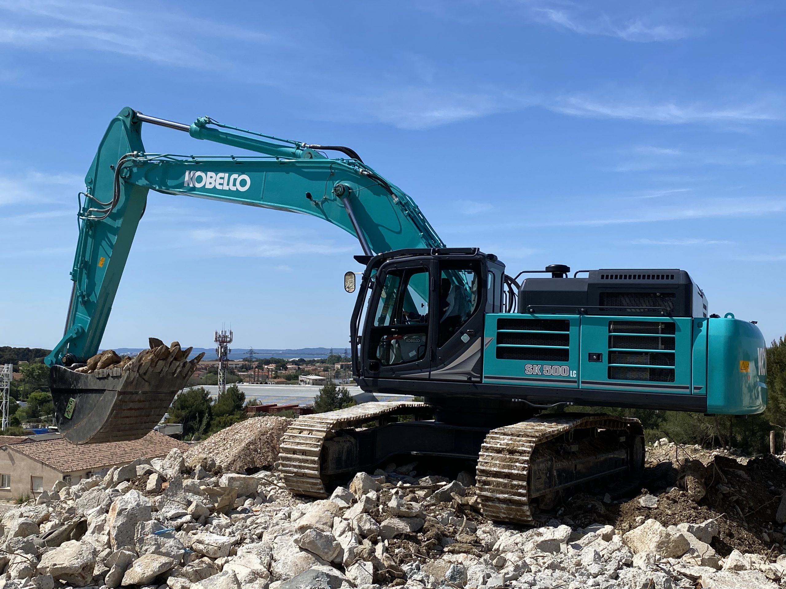 KOBELCO EXCAVATOR