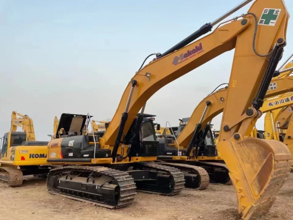 Used Caterpillar 340D Excavator - Image 3