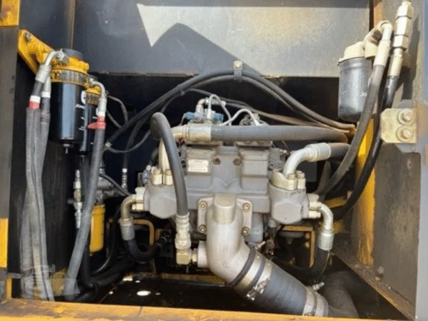 Used Deere 270D LC Excavator - Image 6