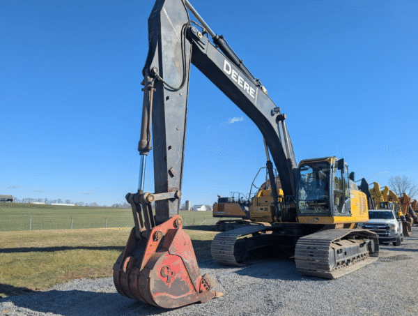 Used Deere 300G LC Excavator - Image 7