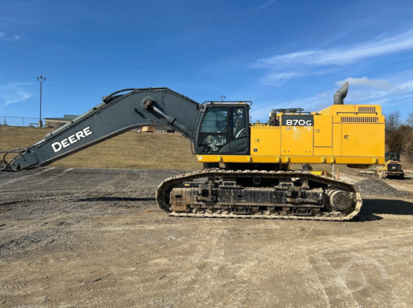 Used Deere 870G LC Excavator