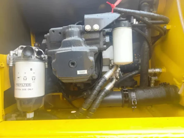 Used Komatsu PC210 Excavator - Image 4