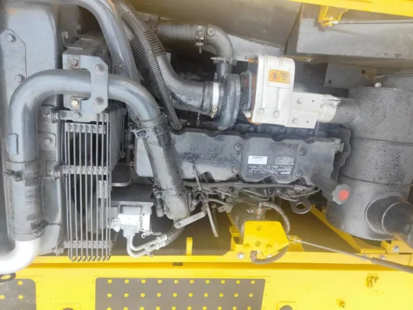 Used Komatsu PC210 Excavator - Image 6