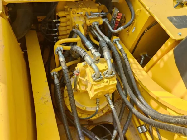 Used Komatsu PC350 Excavator - Image 4