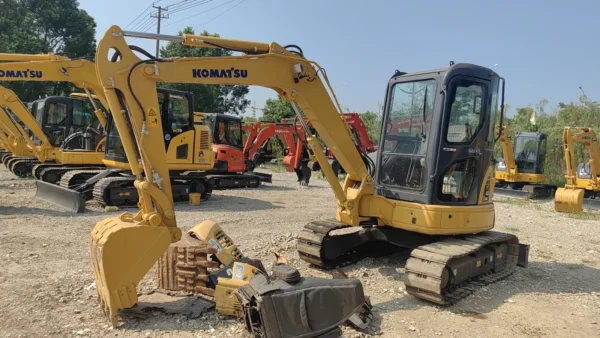 Used Komatsu PC40 Excavator - Image 6