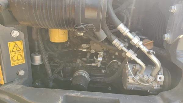Used Komatsu PC40 Excavator - Image 4