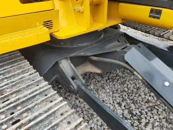 Used Komatsu PC70 Excavator - Image 3