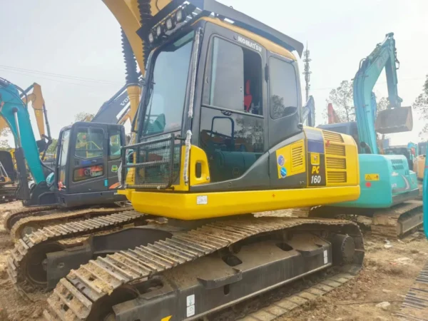 Used Komatsu PC160 Excavator - Image 3