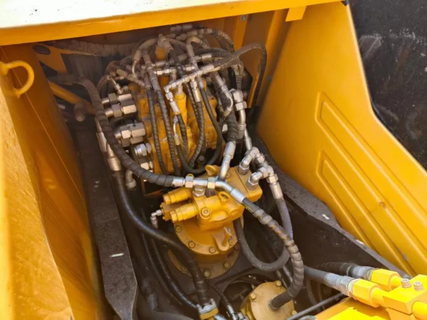 Used SANY SY135C Excavator - Image 5
