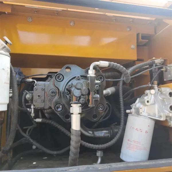 Used SANY SY215C Excavator - Image 2