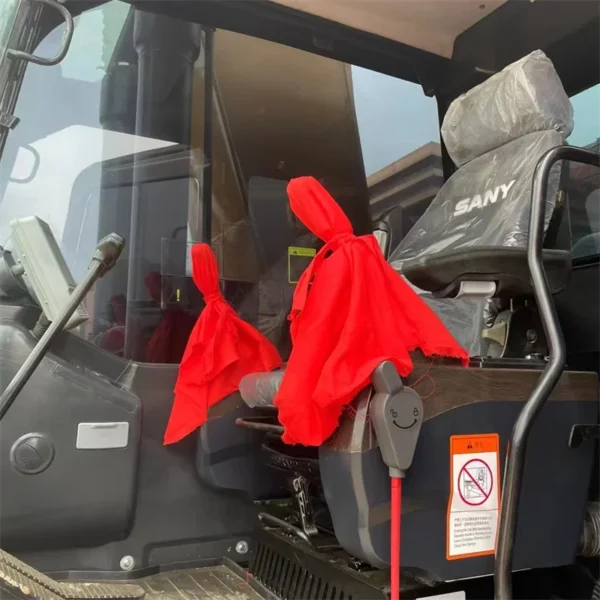 Used SANY SY235C Excavator - Image 2