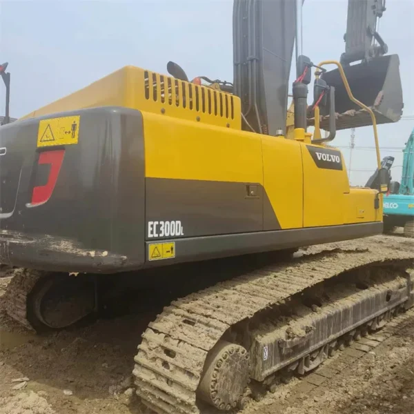 Used Volvo EC300 Excavator - Image 6