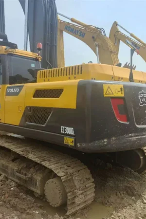 Used Volvo EC300 Excavator