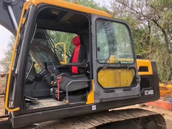 Used Volvo EC140 Excavator - Image 5