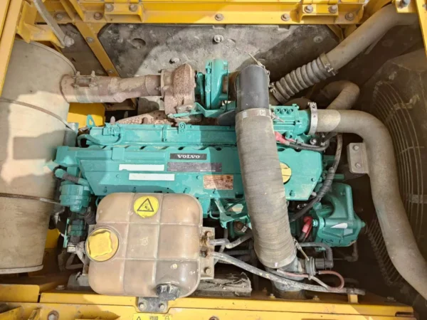 Used Volvo EC250 Excavator - Image 2