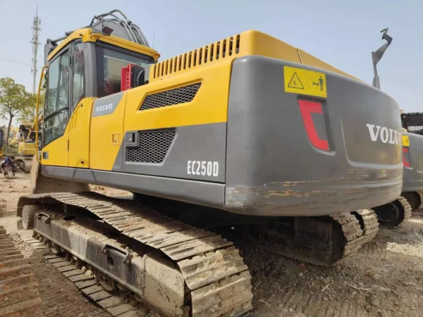 Used Volvo EC250 Excavator