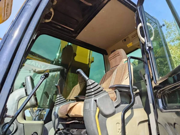 Used Caterpillar 315 excavator - Image 2