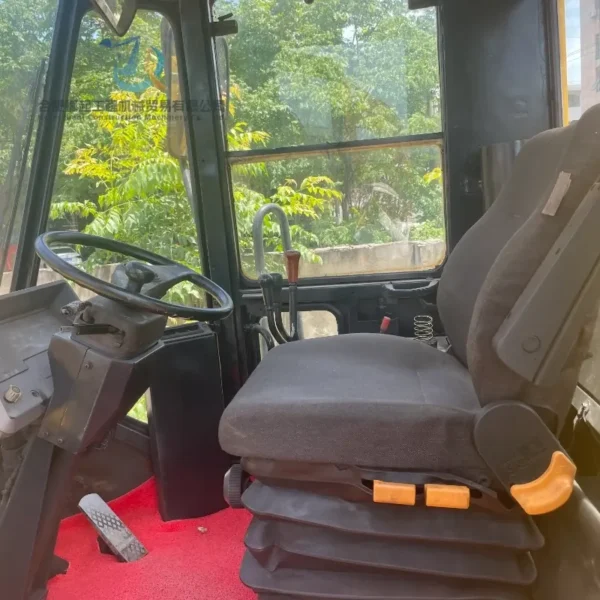 Used KOMATSU WA470 Loader for Sale - Image 6