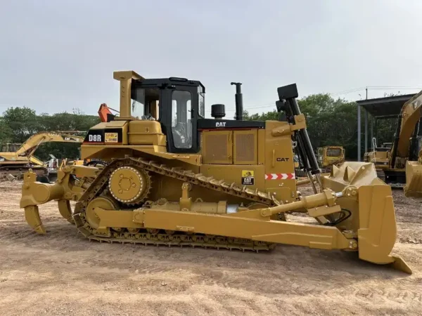 Used Caterpillar D8R Crawler Bulldozer - Image 6