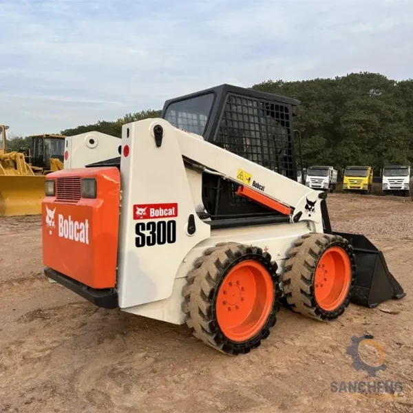 Used Bobcat S300 Skid Steer Loader - Image 4