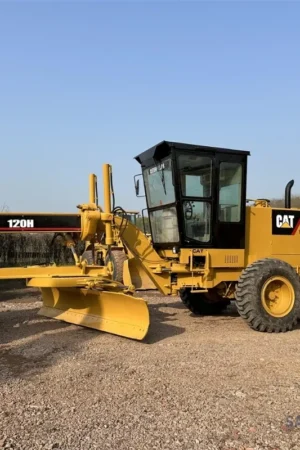 Used Caterpillar 120H Motor Grader