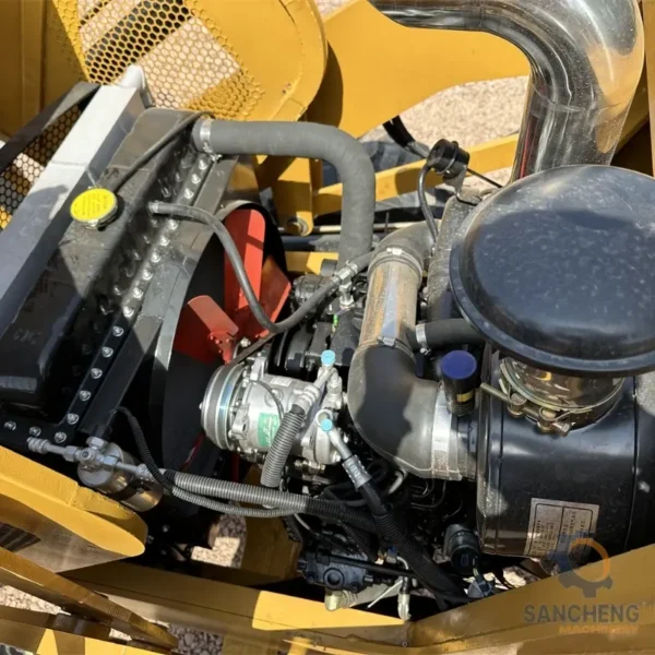 Used Caterpillar 420F2 Backhoe loader - Image 8