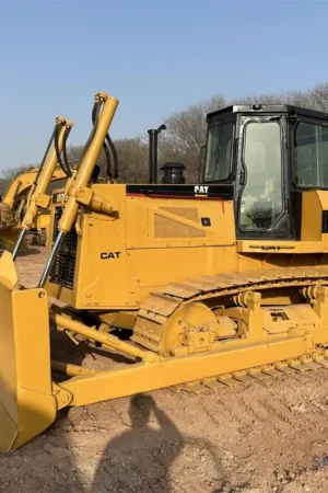 Used Caterpillar D6G Crawler Bulldozer 2