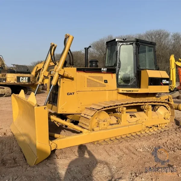 Used Caterpillar D6G Crawler Bulldozer 2