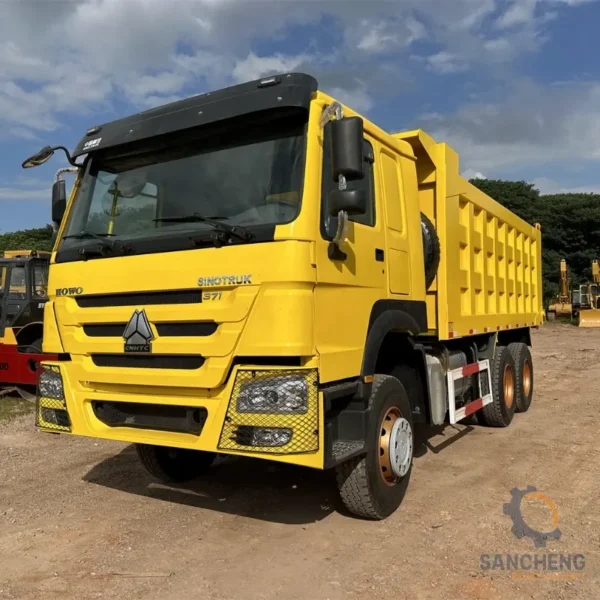 Used SINOTRUCK HOWO 6X4 Dump Truck - Image 5