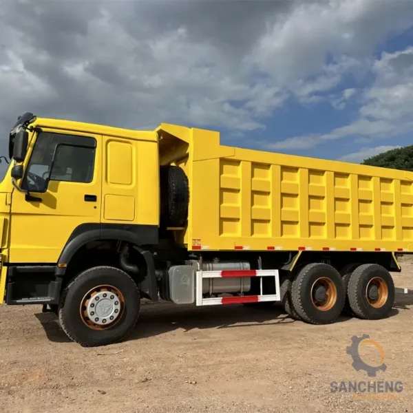 Used SINOTRUCK HOWO 6X4 Dump Truck