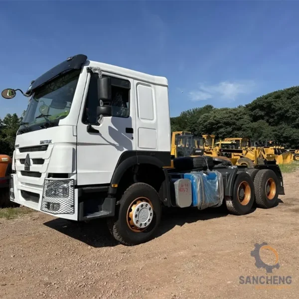 Used SINOTRUCK HOWO 6X4 Truck