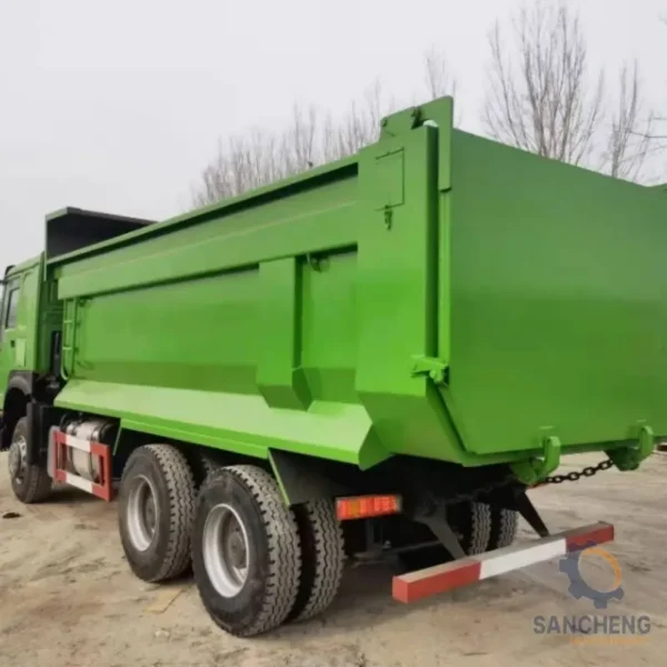 Used 6x4 Dump Truck SINOTRUCK HOWO - Image 9