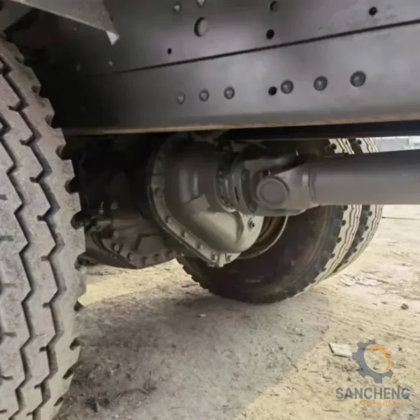 Used 6x4 Dump Truck SINOTRUCK HOWO - Image 5
