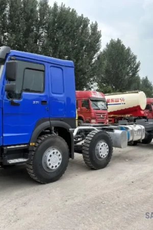 Used SINOTRUK HOWO 8x4 Truck Chassis