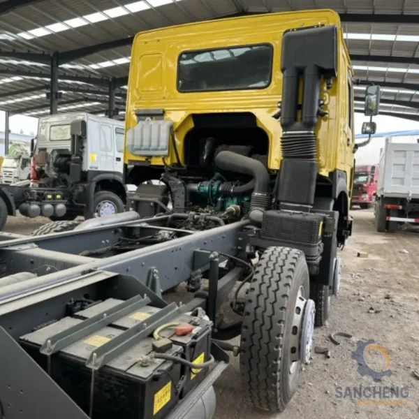 Used SINOTRUK HOWO 8x4 Truck Chassis - Image 10