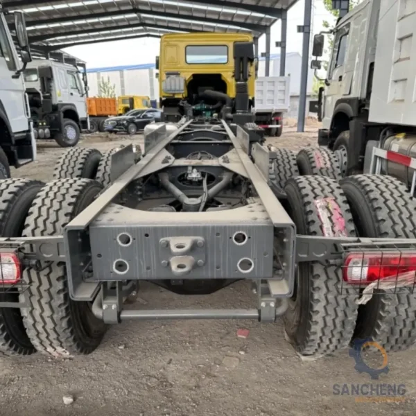 Used SINOTRUK HOWO 8x4 Truck Chassis - Image 3
