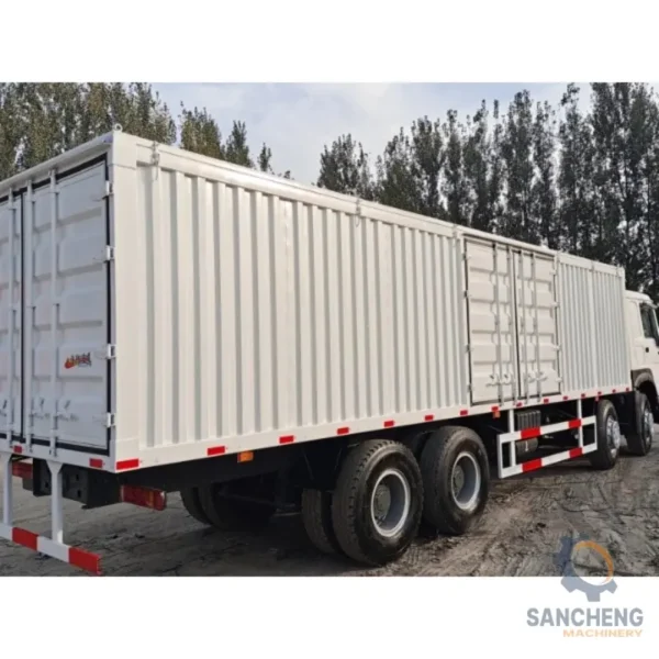 Used SINOTRUK HOWO Cargo Truck - Image 3