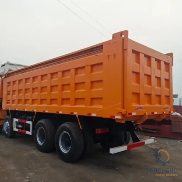 Used Shacman 8x4 F3000 Dump Truck - Image 8