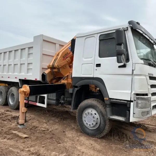 Used Sinotruck HOWO Truck mounted crane Dump truck - Image 3