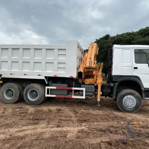 Used Sinotruck HOWO Truck mounted crane Dump truck - Image 6